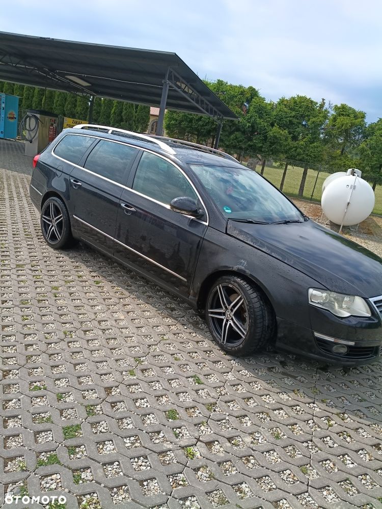 Volkswagen Passat - 2