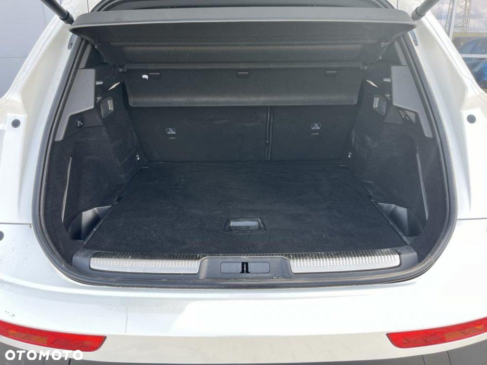 DS Automobiles DS 7 Crossback - 12