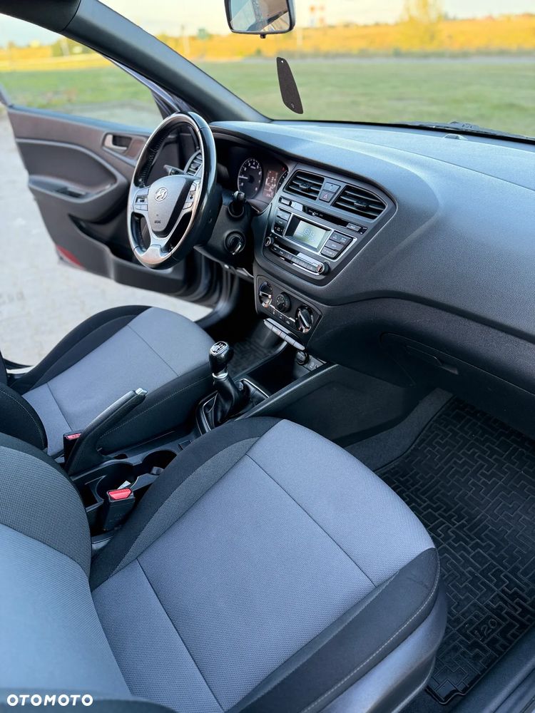 Hyundai i20 1.2 Comfort - 24