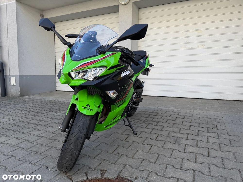 Kawasaki Ninja 400 - 4