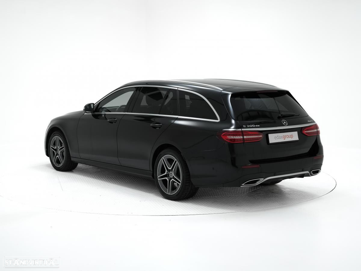 Mercedes-Benz E 300 de 4Matic T 9G-TRONIC AMG Line - 4