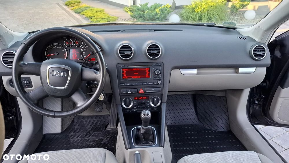 Audi A3 Sportback 1.6 Ambition - 24