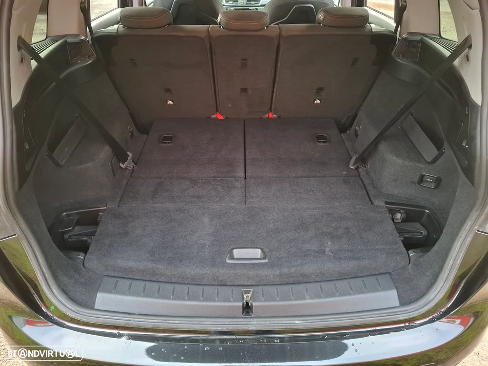 BMW 216 Gran Tourer d 7L Line Sport Auto - 28