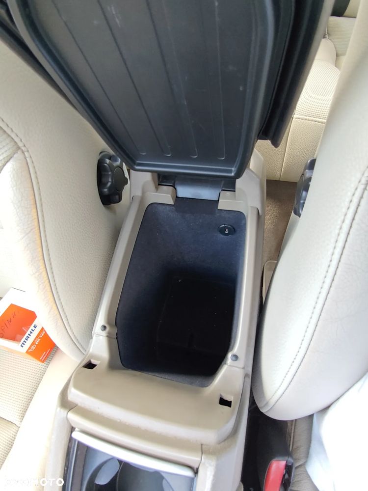 Volvo S60 - 23