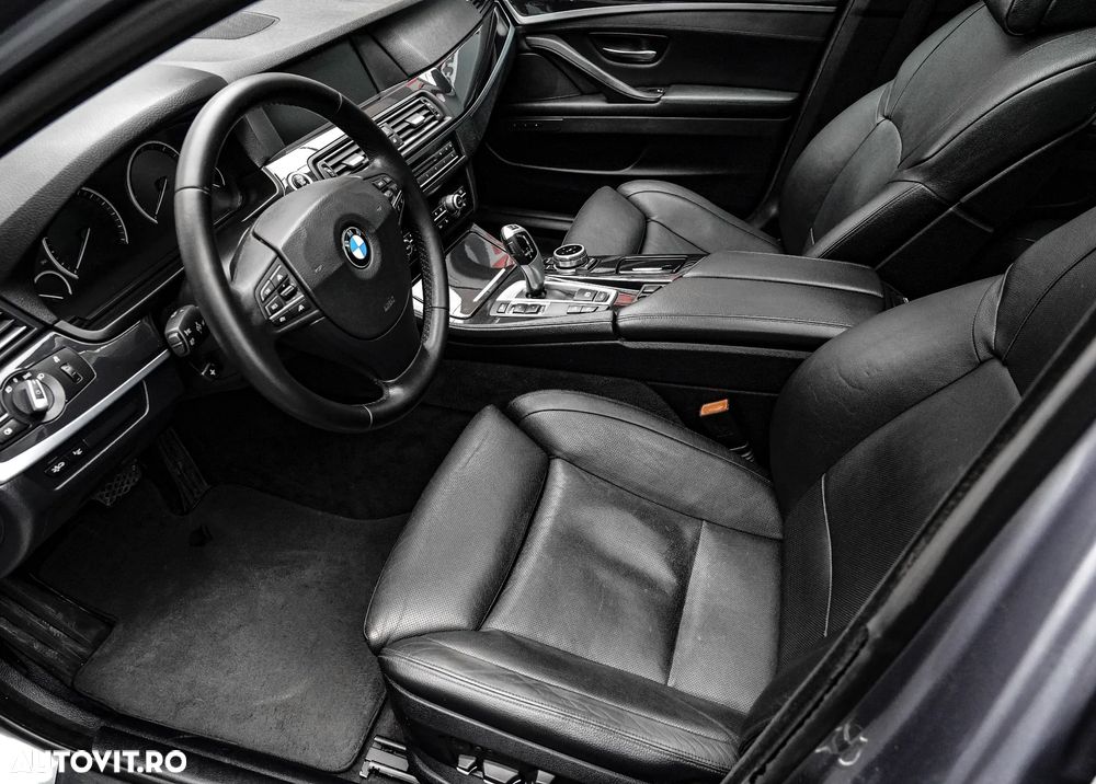 BMW Seria 5 535d xDrive AT - 12