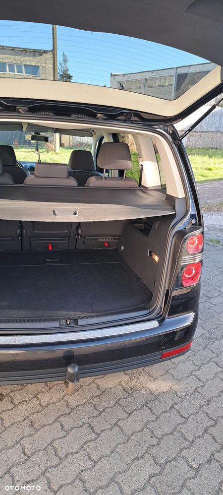 Volkswagen Touran 1.4 TSI Highline - 15