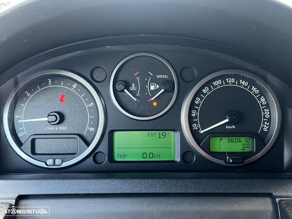 Land Rover Discovery 2.7 TD V6 HSE Auto. - 35
