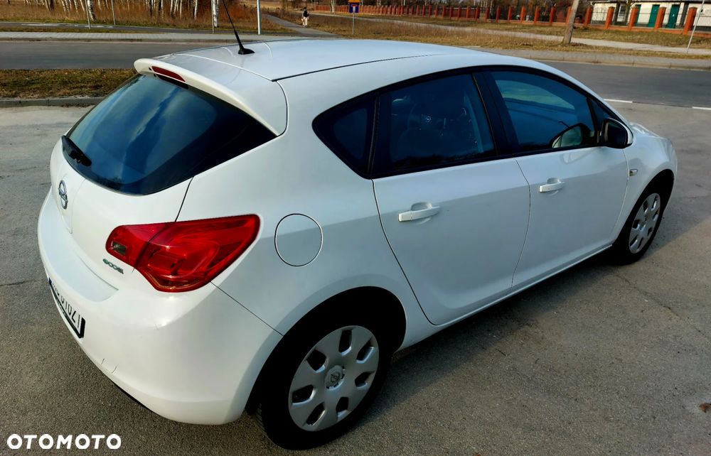 Opel Astra 1.4 EcoFLEX Edition - 11