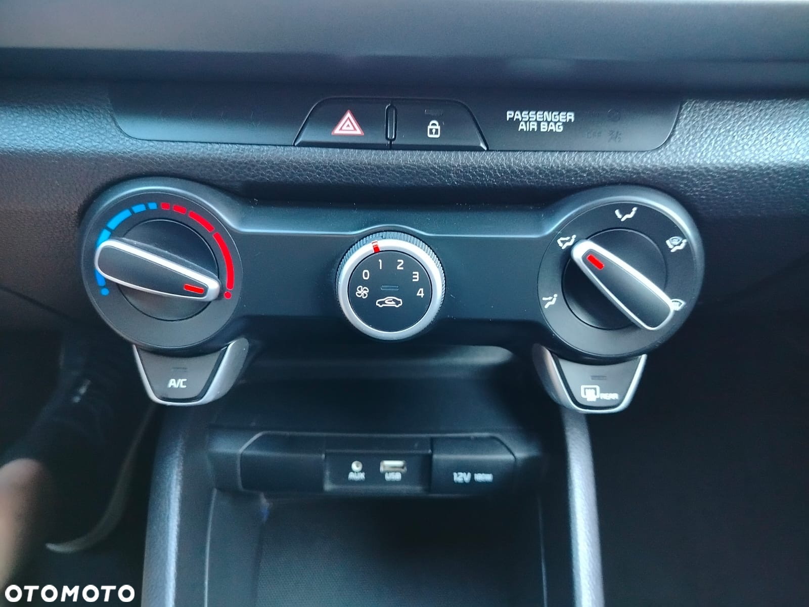 Kia Rio 1.2 Dream-Team Edition - 36