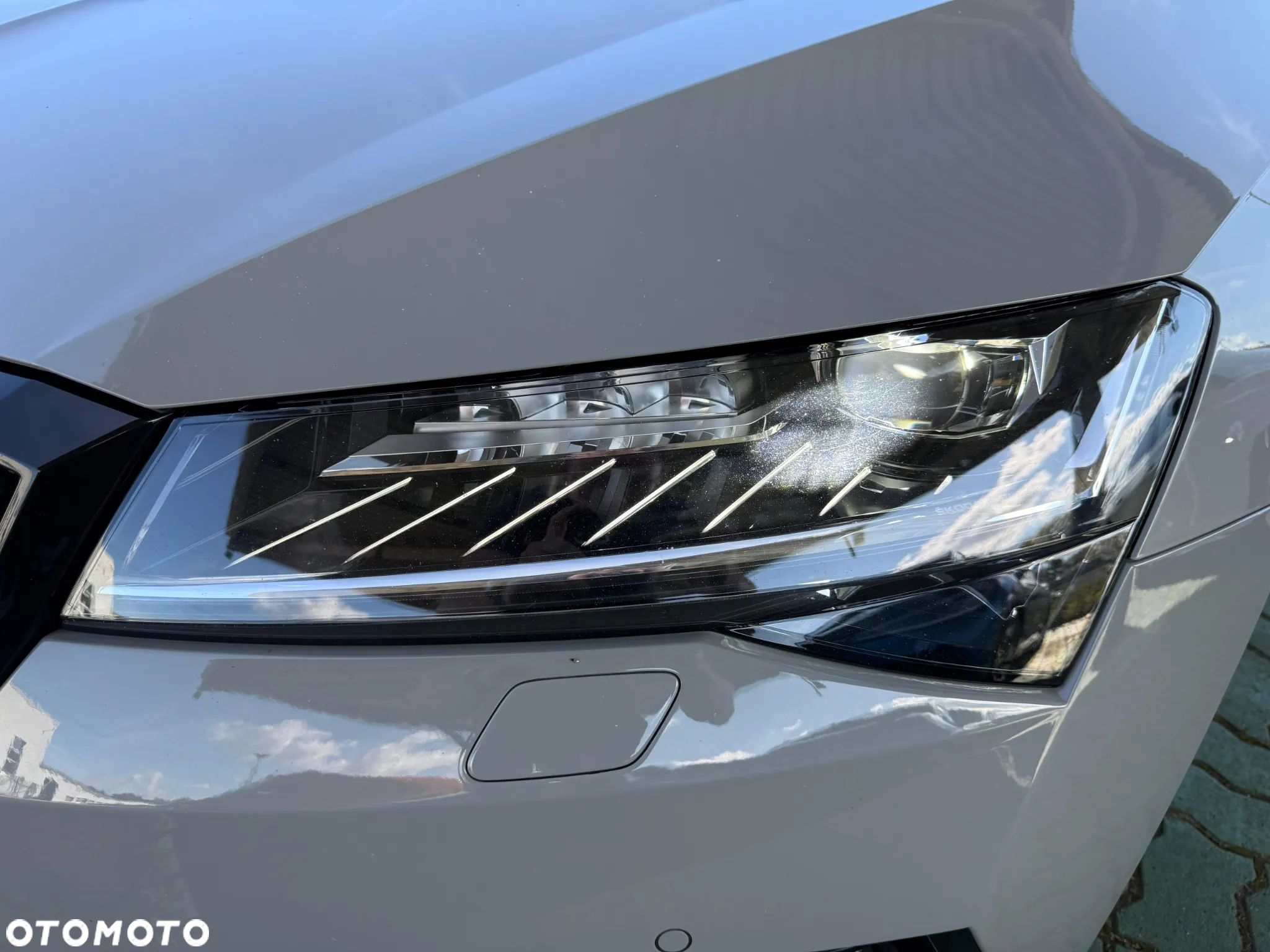 Skoda Superb 1.5 TSI Sportline - 9