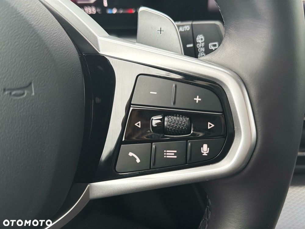 BMW Seria 3 - 24