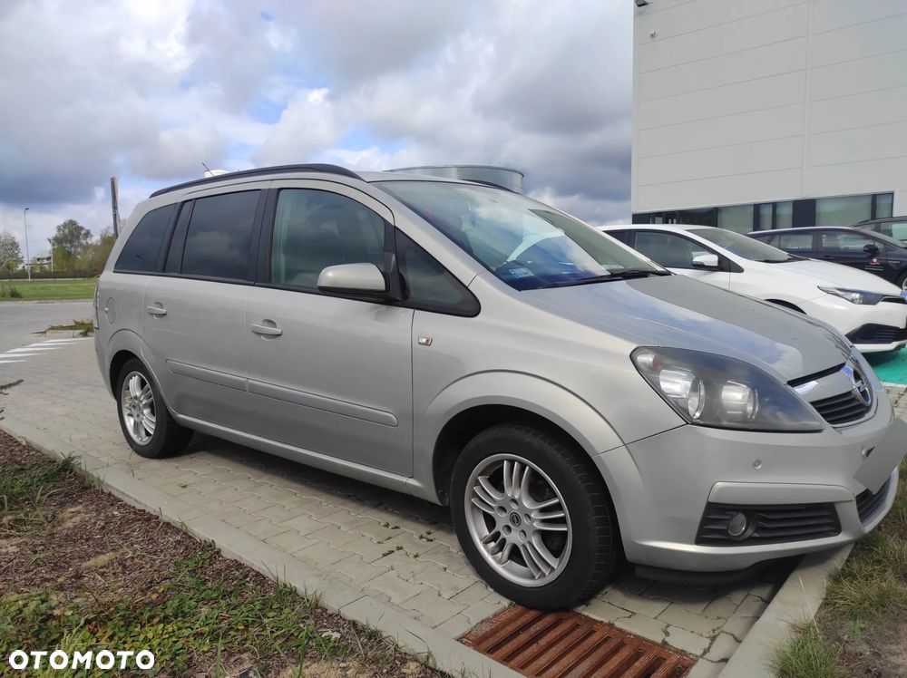 Opel Zafira 1.8 - 5