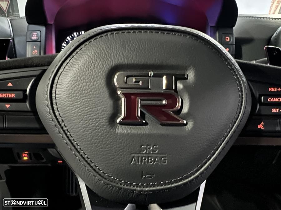 Nissan GT-R 3.8 V6 Nismo - 38