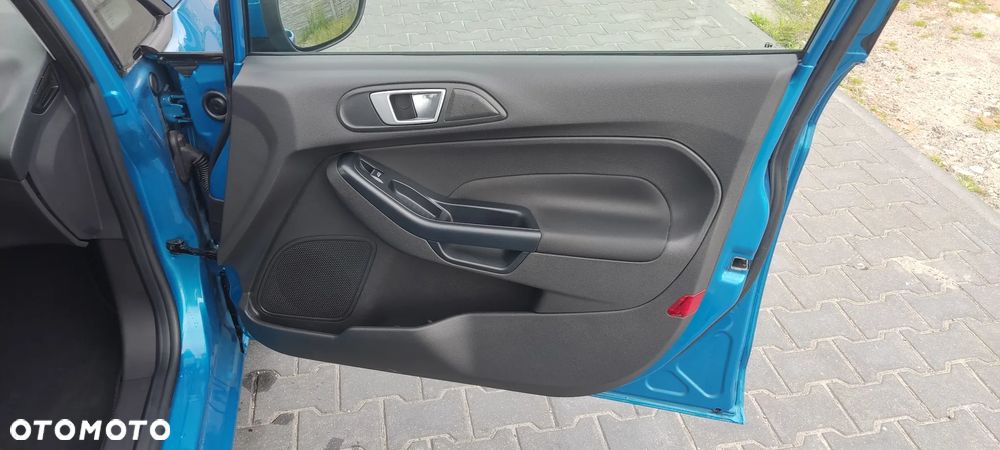 Ford Fiesta 1.25 Ambiente EU5 - 18