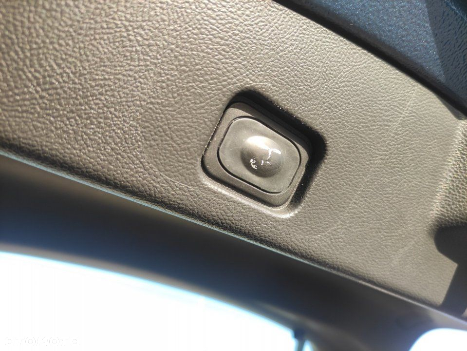 Ford Mondeo - 12