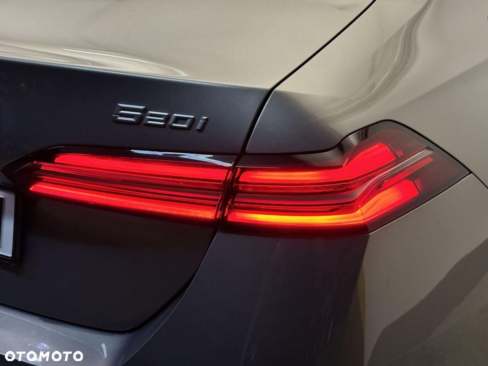 BMW Seria 5 - 11
