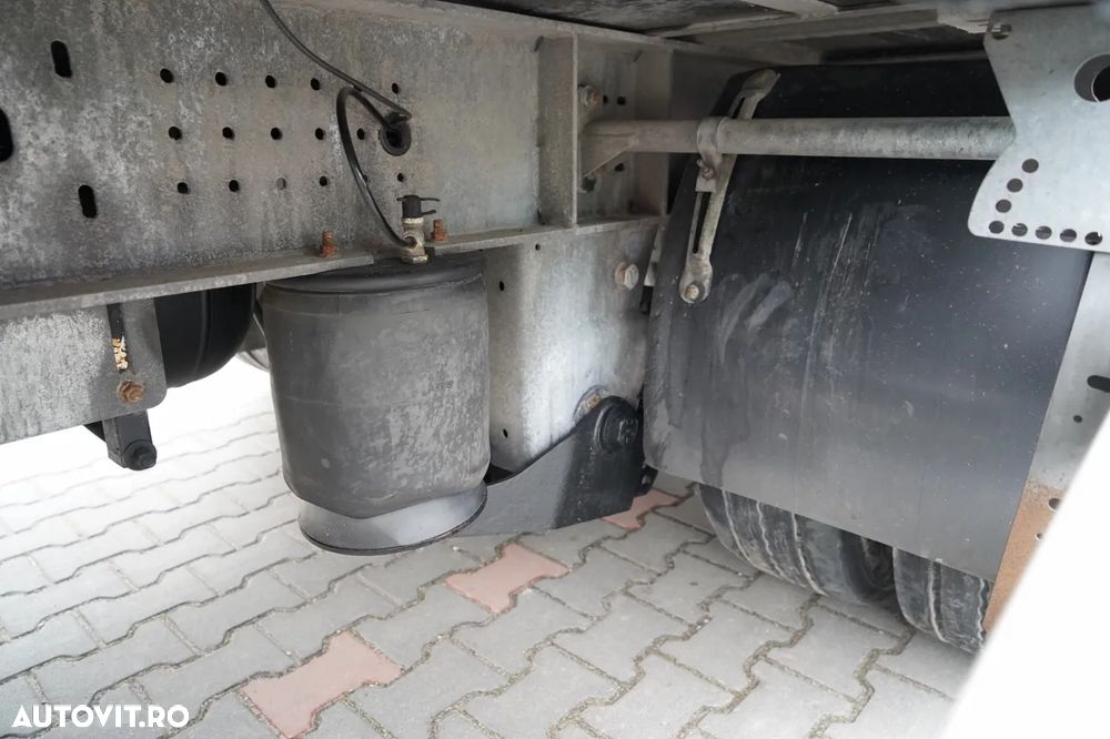 Wecon REMORCA - 7,7 M / AXĂ CULISANTĂ / ACOPERIȘ CULISANT / ȘINGURI CĂRUCIOR / SAF - 27