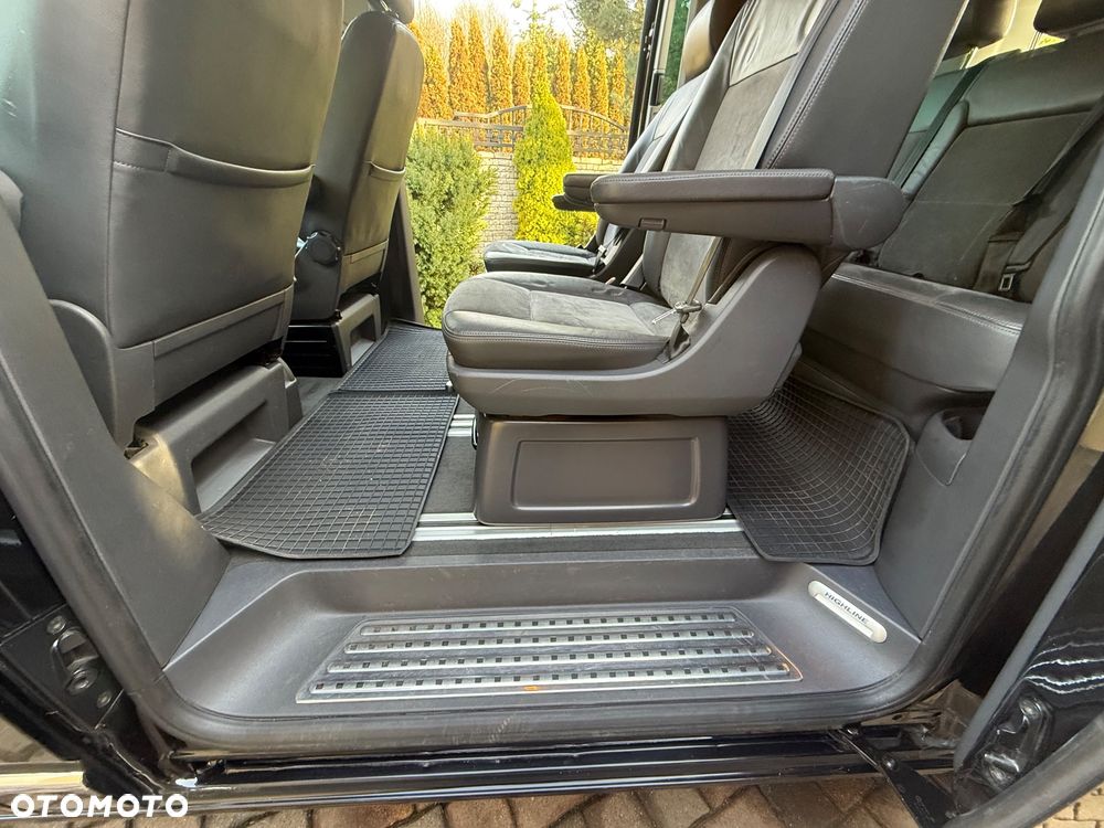 Volkswagen Multivan - 22