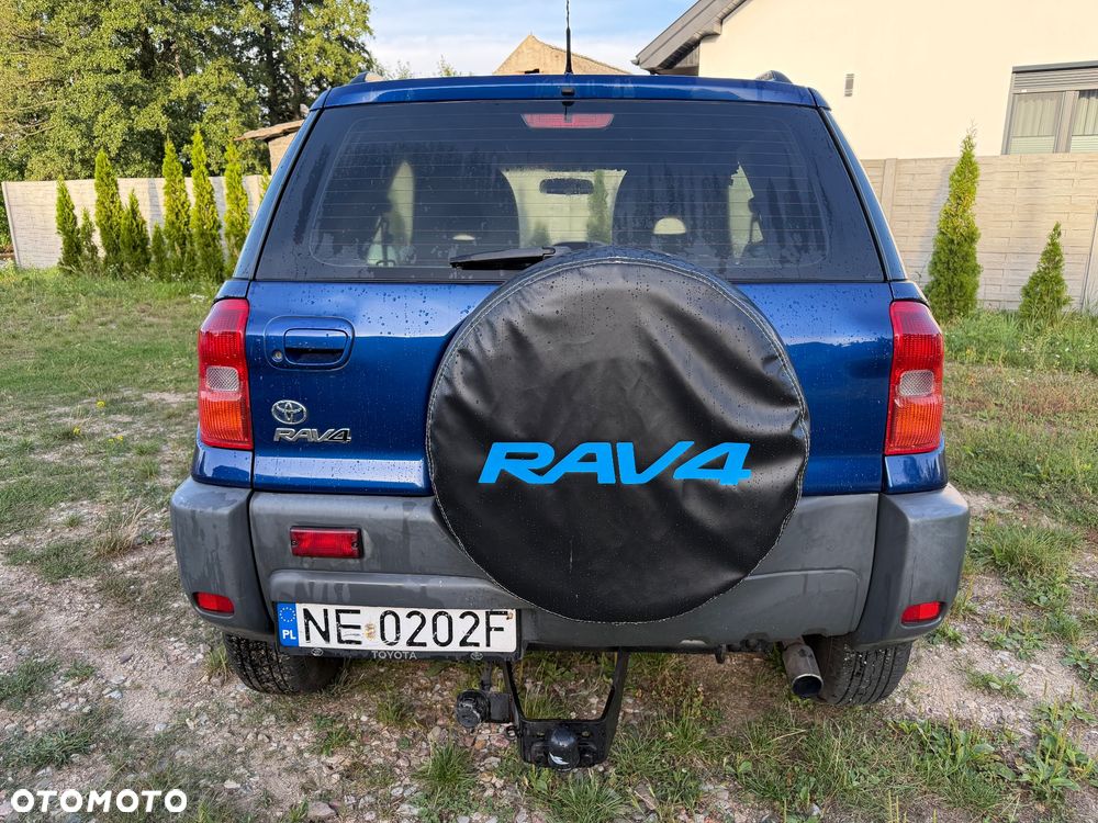 Toyota RAV4 - 6