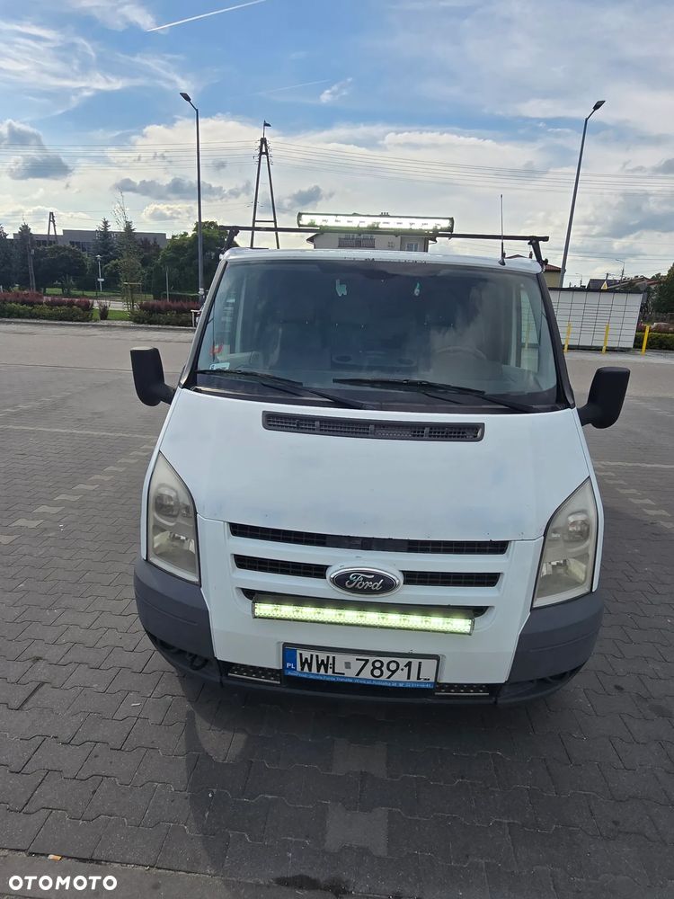 Ford Transit - 17