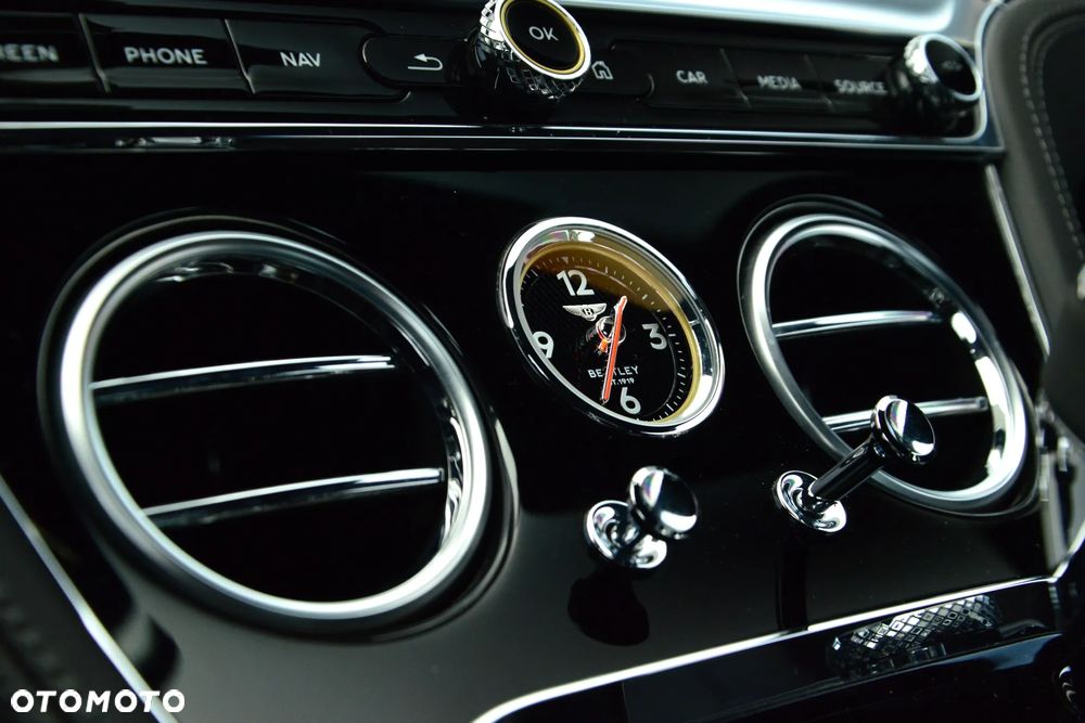 Bentley Continental GT Speed - 35