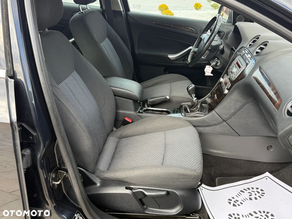 Ford Mondeo 2.0 TDCi Champions Edition - 8