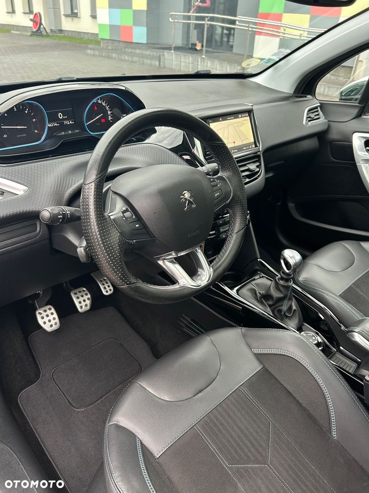 Peugeot 2008 1.6 BlueHDi Crossway S&S - 15