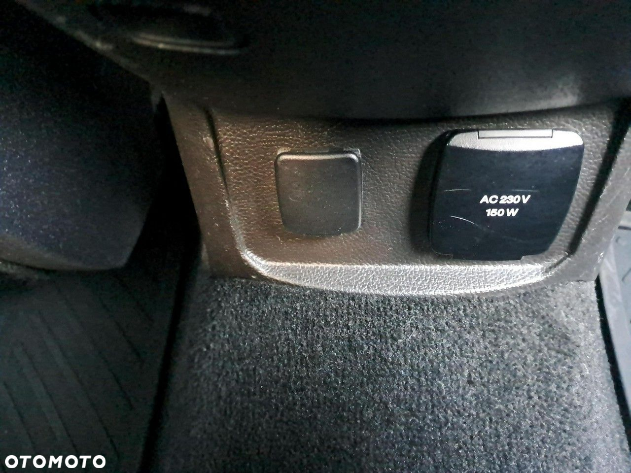 Ford Mondeo - 32