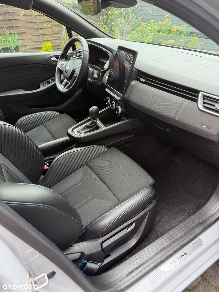 Renault Clio - 16