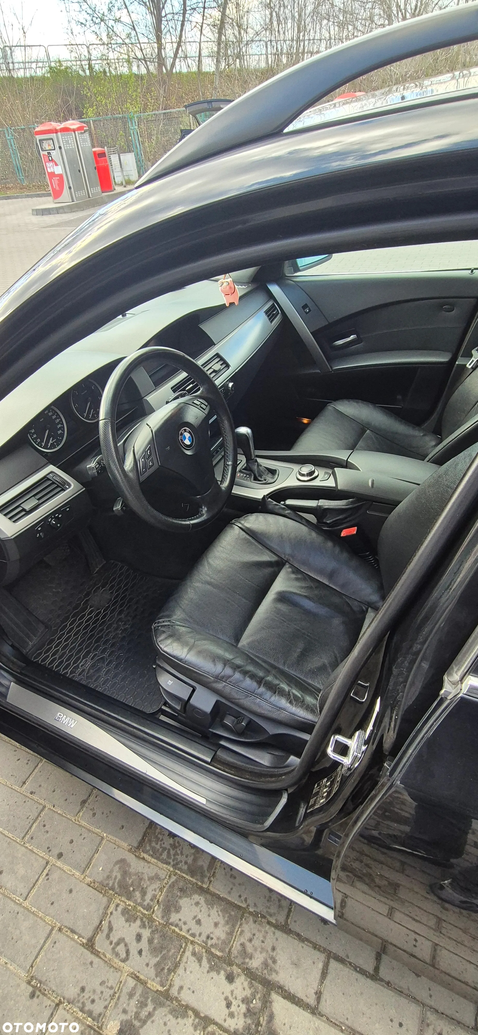 BMW Seria 5 520d Touring - 10