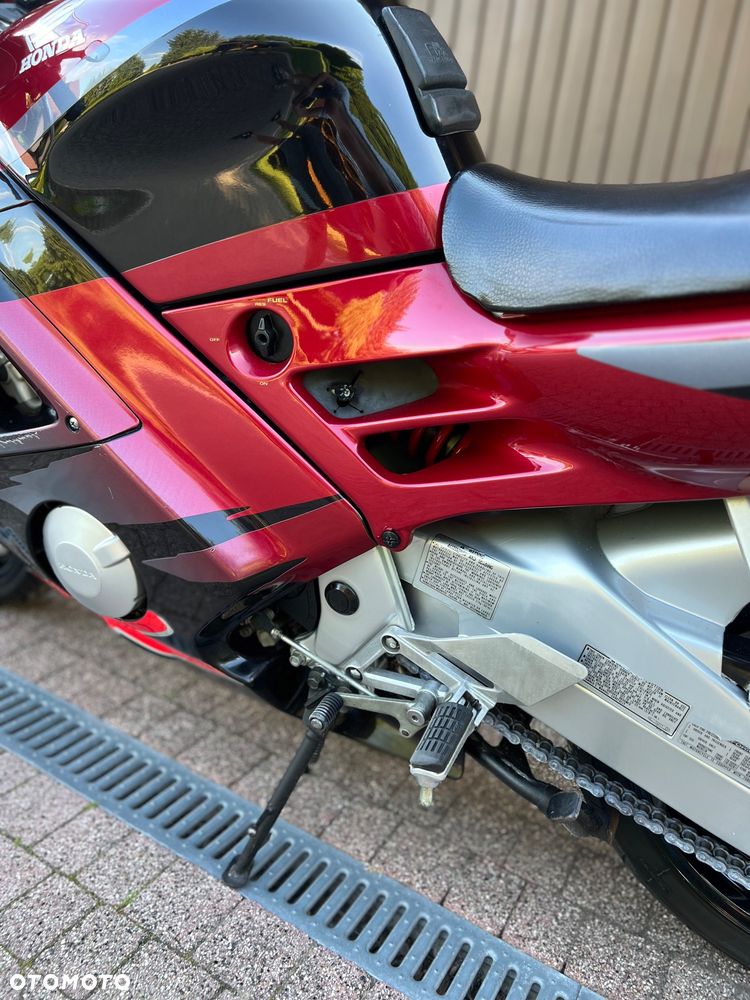 Honda CBR - 19