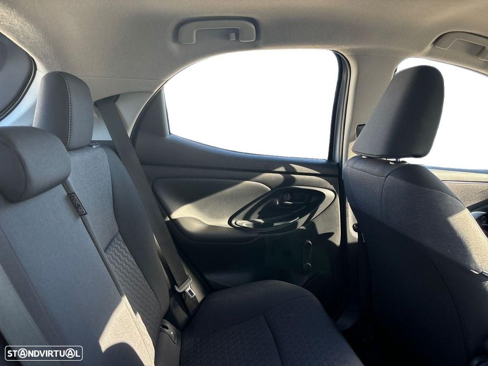 Toyota Yaris 1.5 HDF Comfort Plus - 3