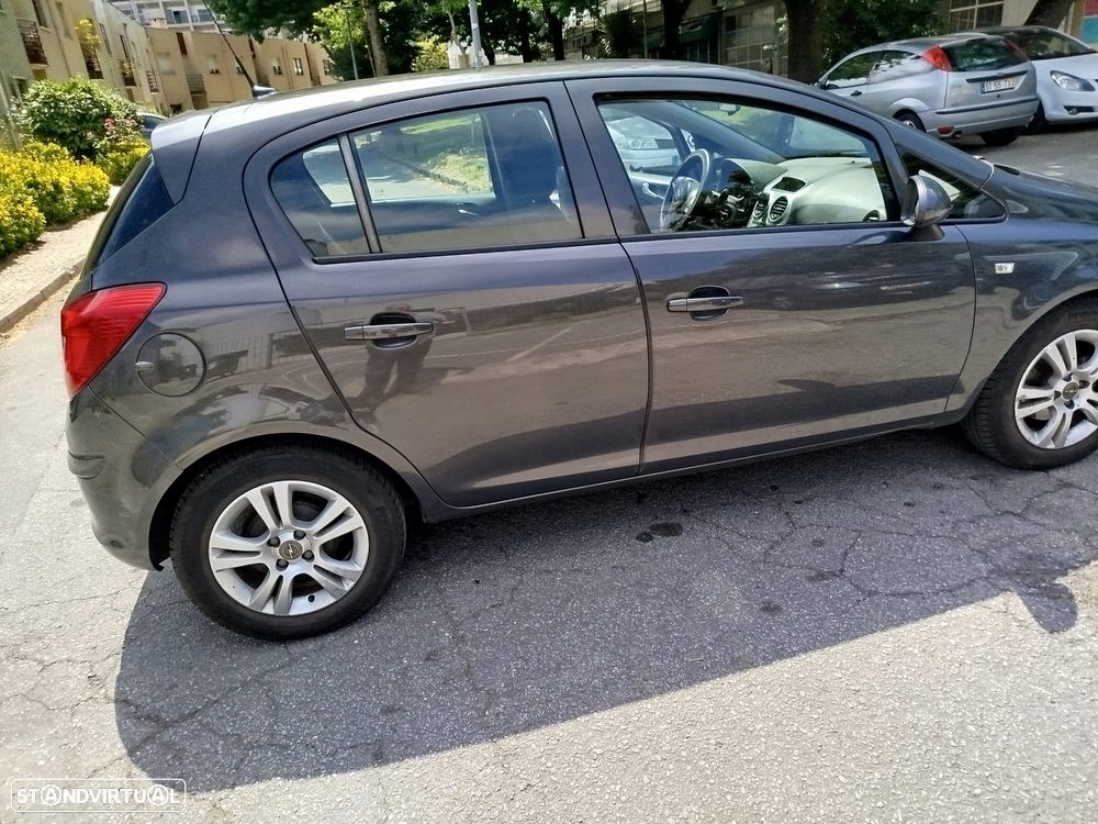 Opel Corsa - 4