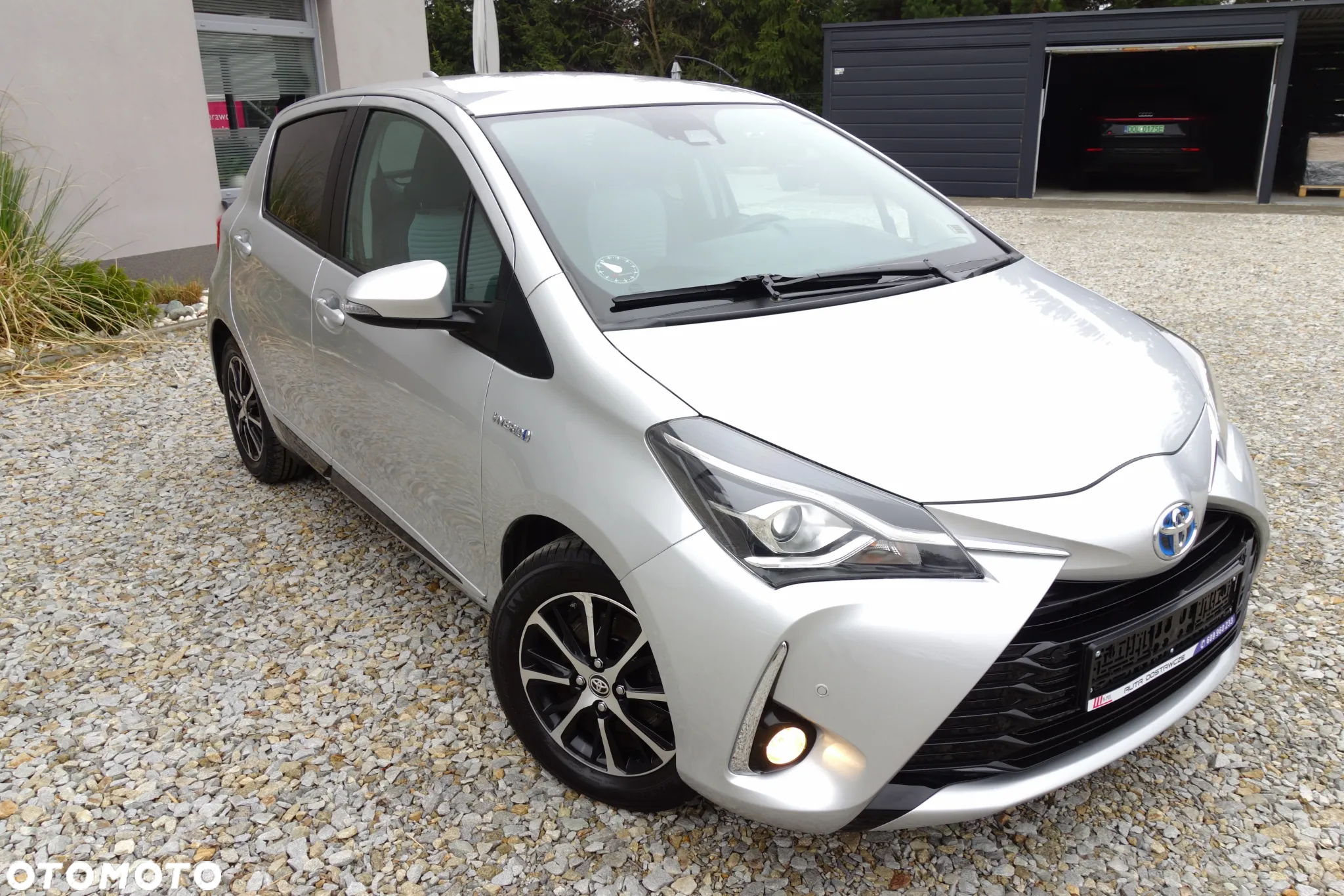 Toyota Yaris Hybrid 1.5 VVT-i Selection - 24