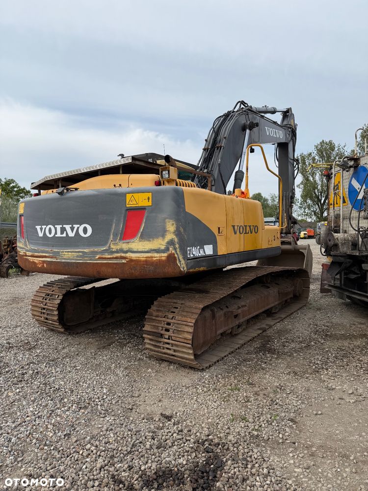 Volvo EC240C NL - 10