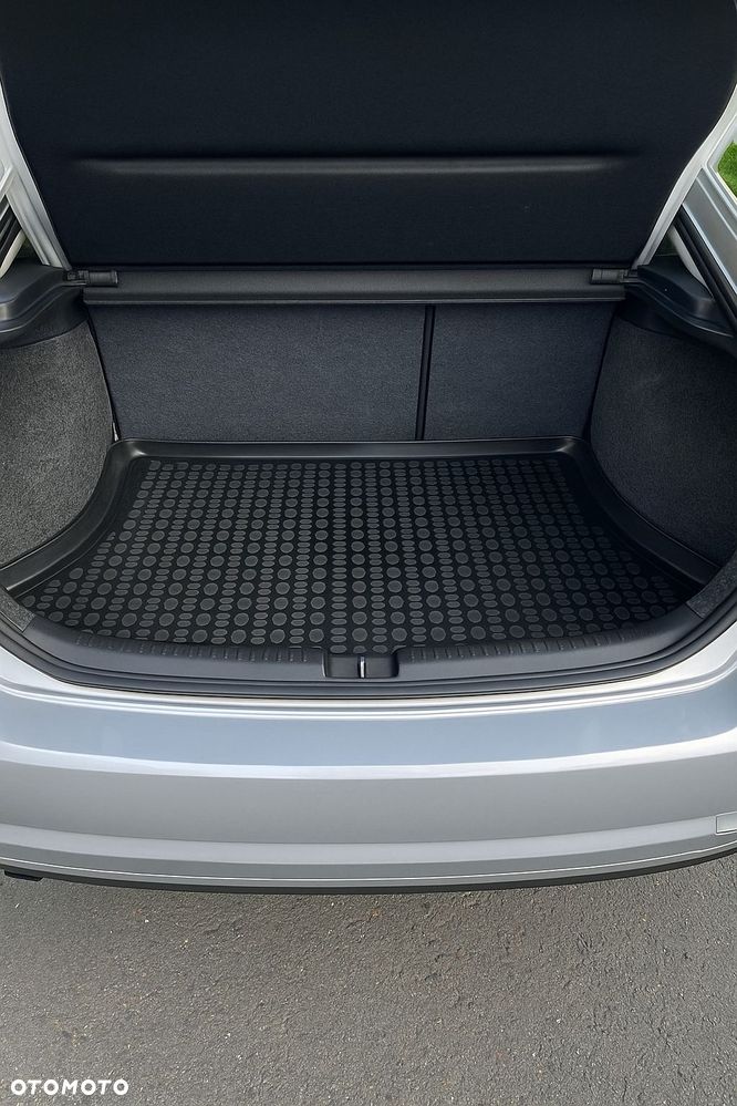 Ford Mondeo V6 ST 220 - 11