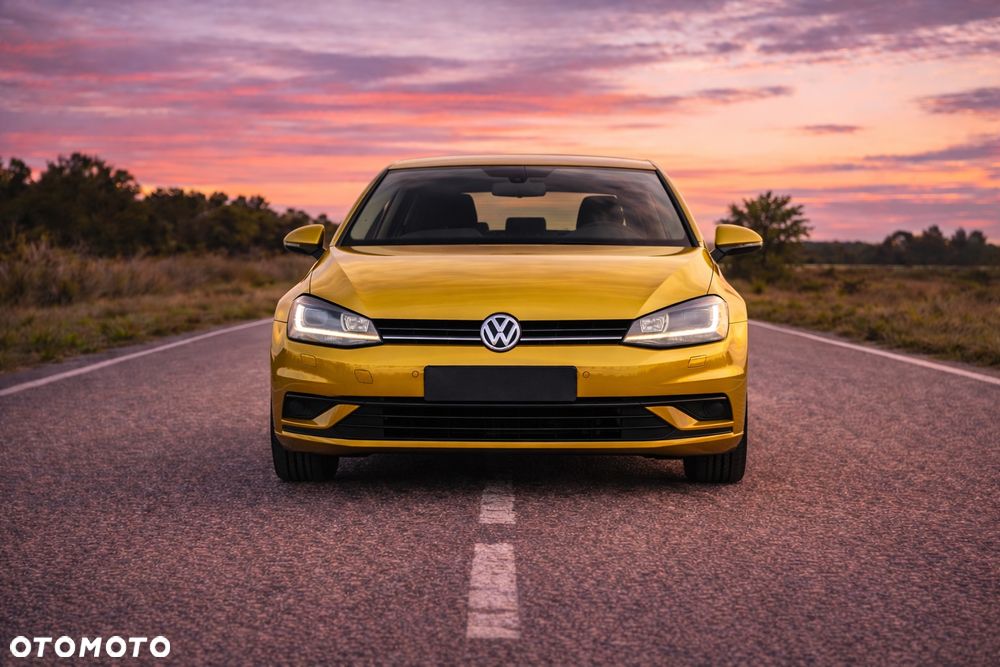 Volkswagen Golf 1.4 TSI BMT Comfortline - 1