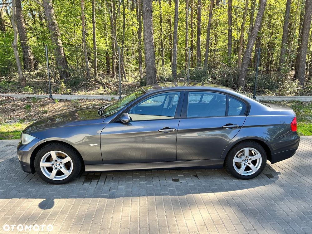 BMW Seria 3 318i - 2