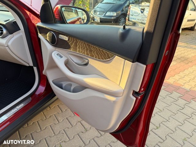 Mercedes-Benz GLC 250 4MATIC - 17