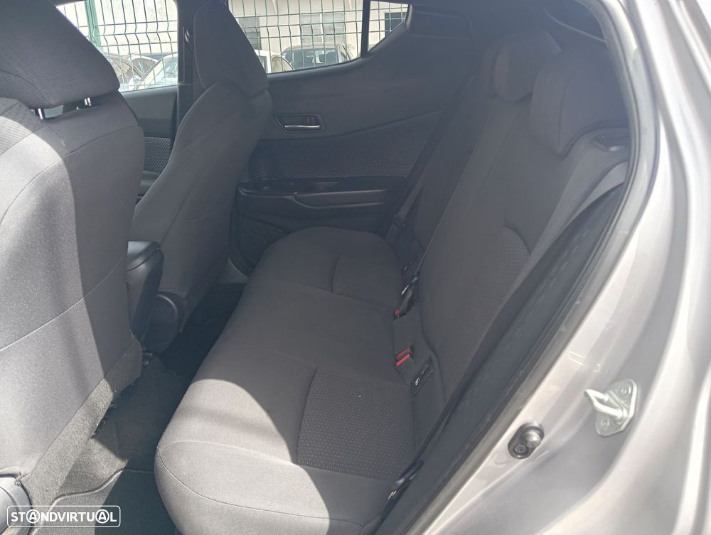 Toyota C-HR 1.8 Hybrid Exclusive - 18