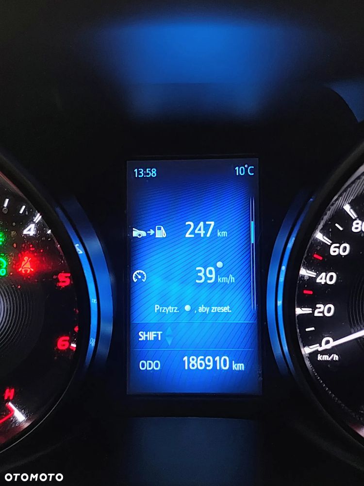 Toyota Avensis 2.0 D-4D Active Business - 10