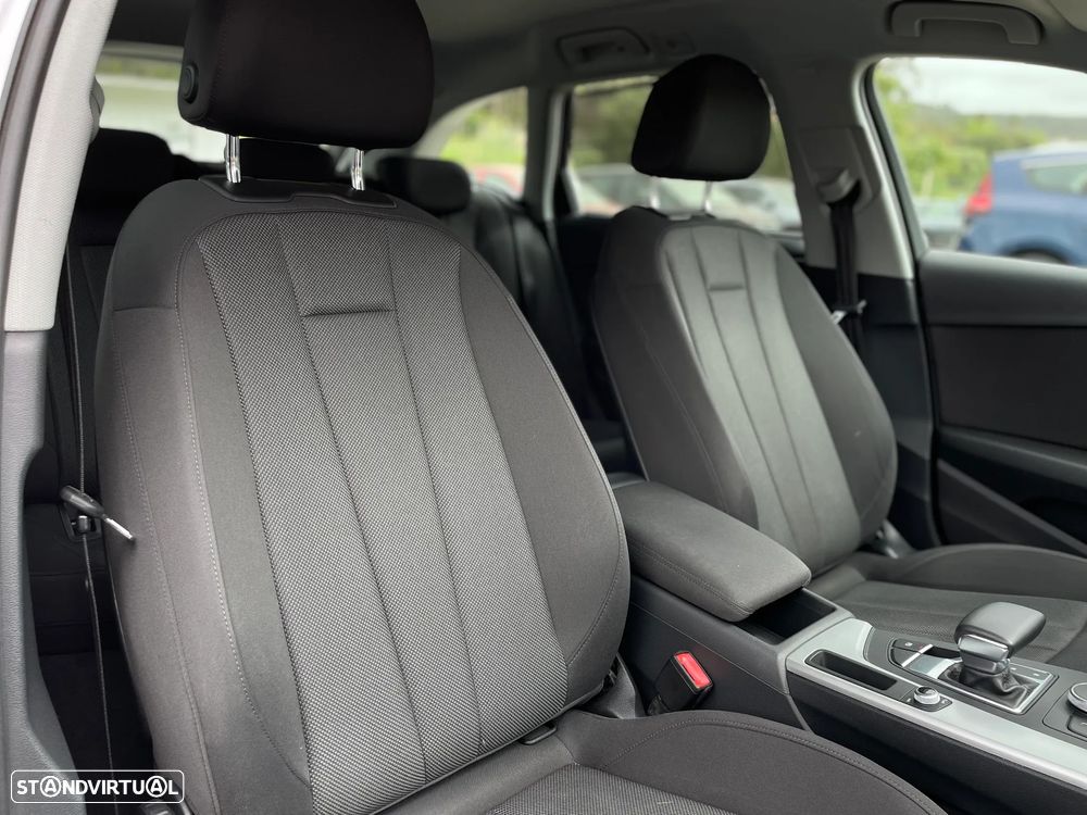 Audi A4 Avant 2.0 TDI Advance S tronic - 14