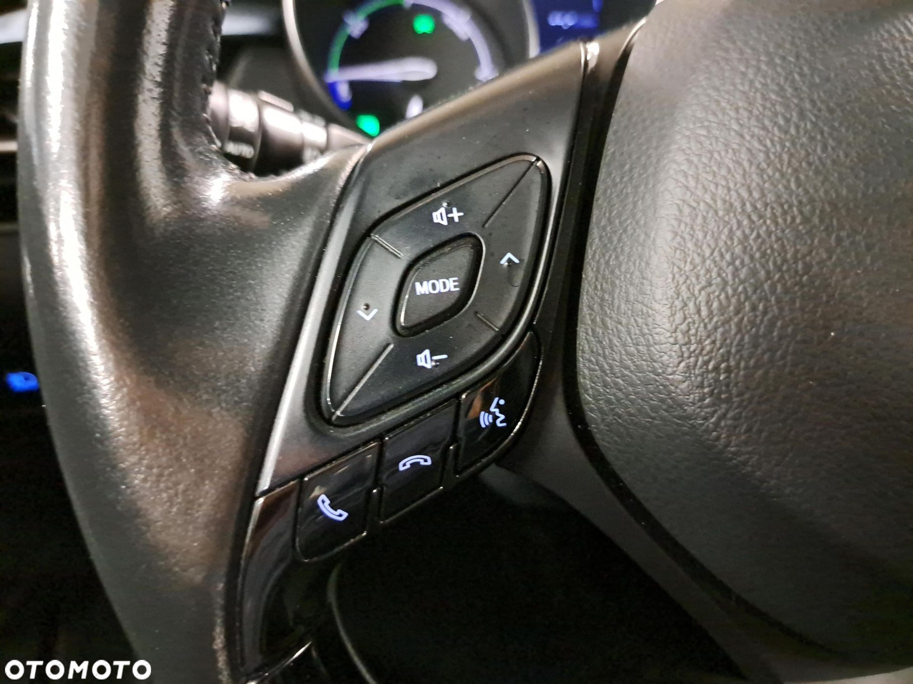 Toyota C-HR - 21