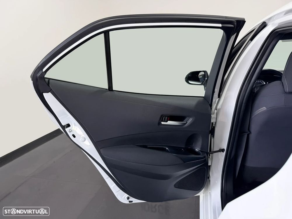 Toyota Corolla 1.8 Hybrid Comfort - 40