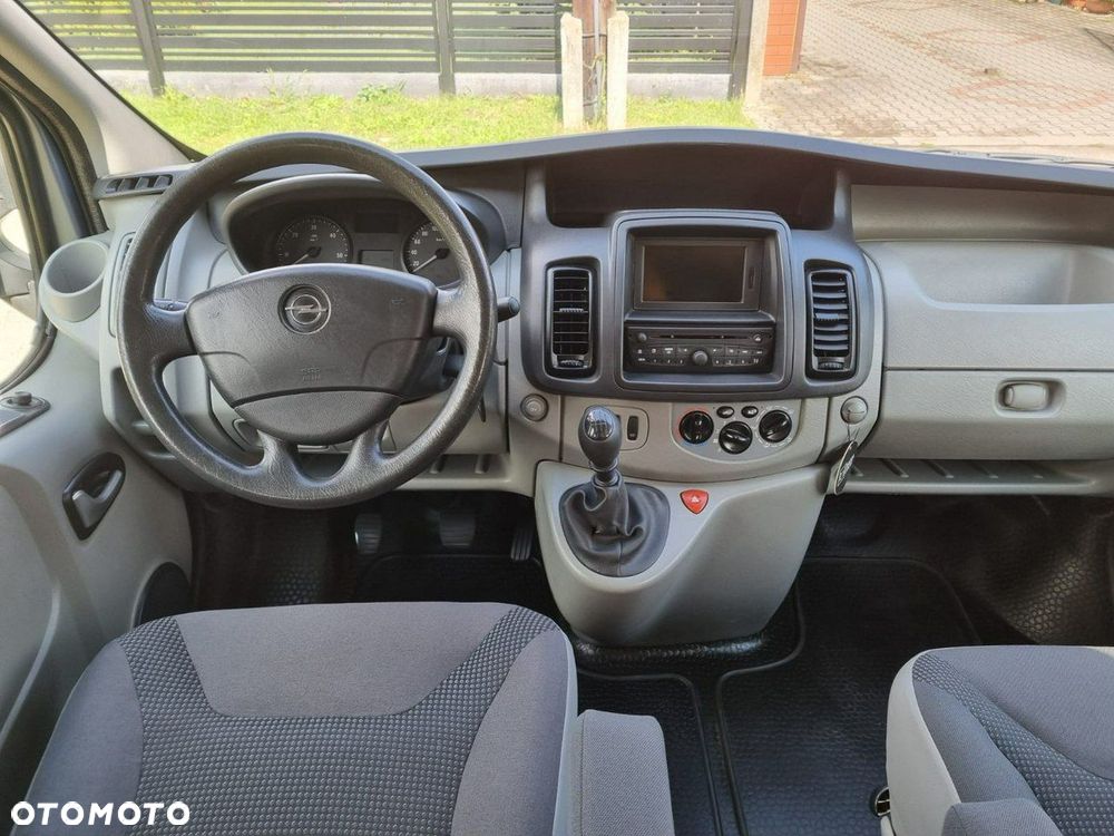 Opel Vivaro - 9