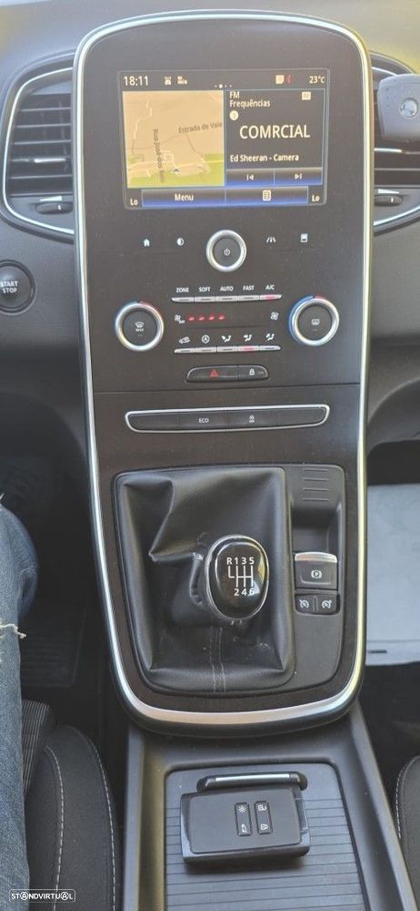 Renault Grand Scénic 1.5 dCi Intens Hybrid Assist SS - 10