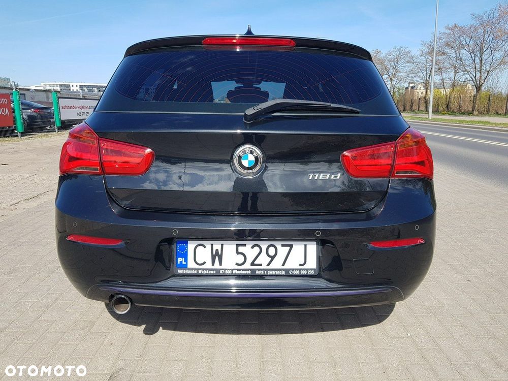 BMW Seria 1 118d Sport Line - 6