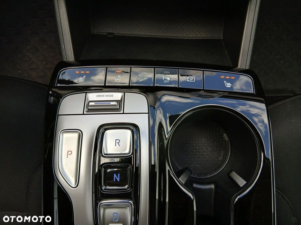 Hyundai Tucson 1.6 T-GDi HEV Smart 2WD - 22