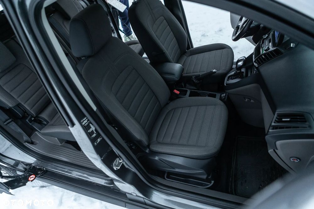 Ford Tourneo Connect - 37