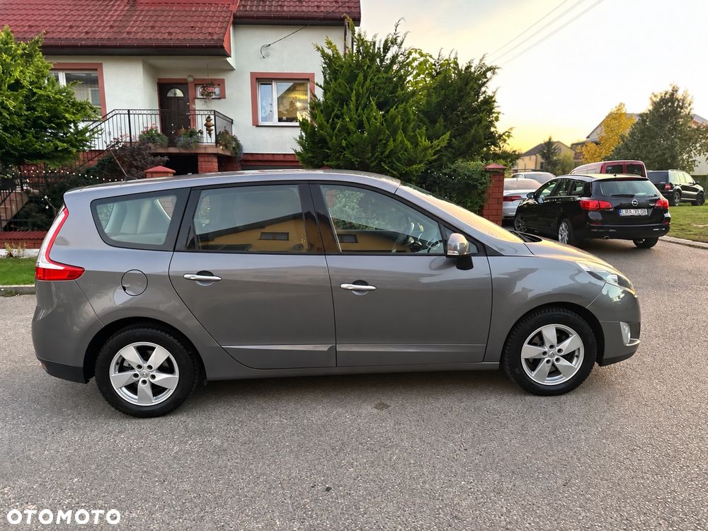 Renault Grand Scenic Gr 2.0 16V Privilege CVT - 14